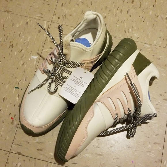 *NWT* 2018 Adidas Sneaker // Custom - Picture 5 of 9